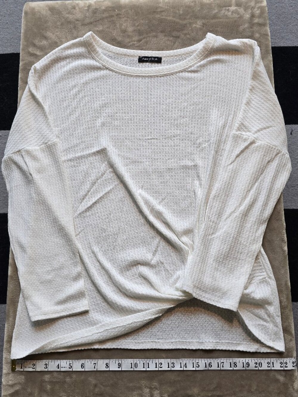 iliad USA Waffle knit lightweight asymetric twist pullover white XL